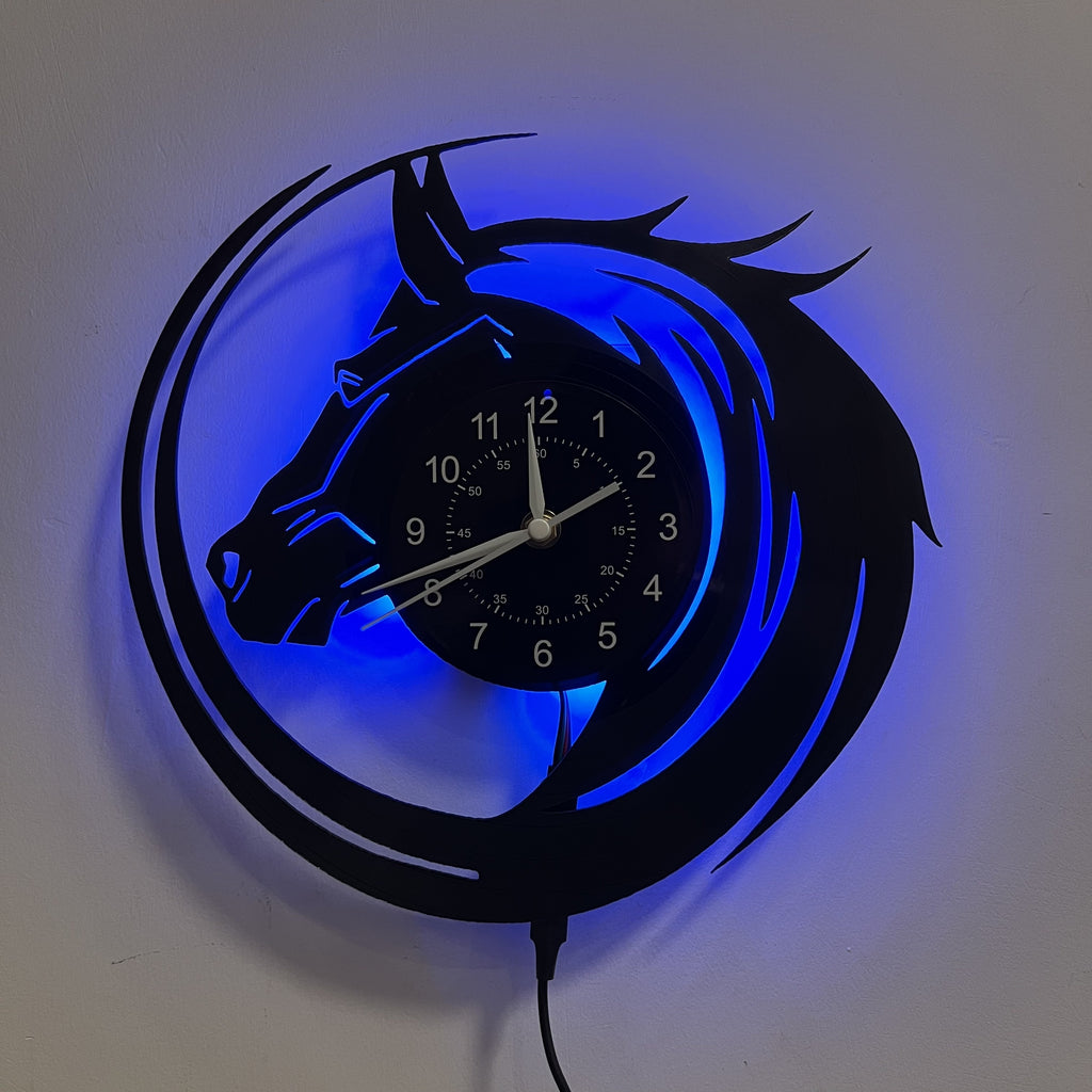 Luminous Vinyl Wall Clock Designed for Horse Enthusiasts, Perfect for Decorating Living Rooms And Bedrooms. an Ideal Gift for Birthdays And Christmas for Friends And Loved Ones. Note: Battery Not Included