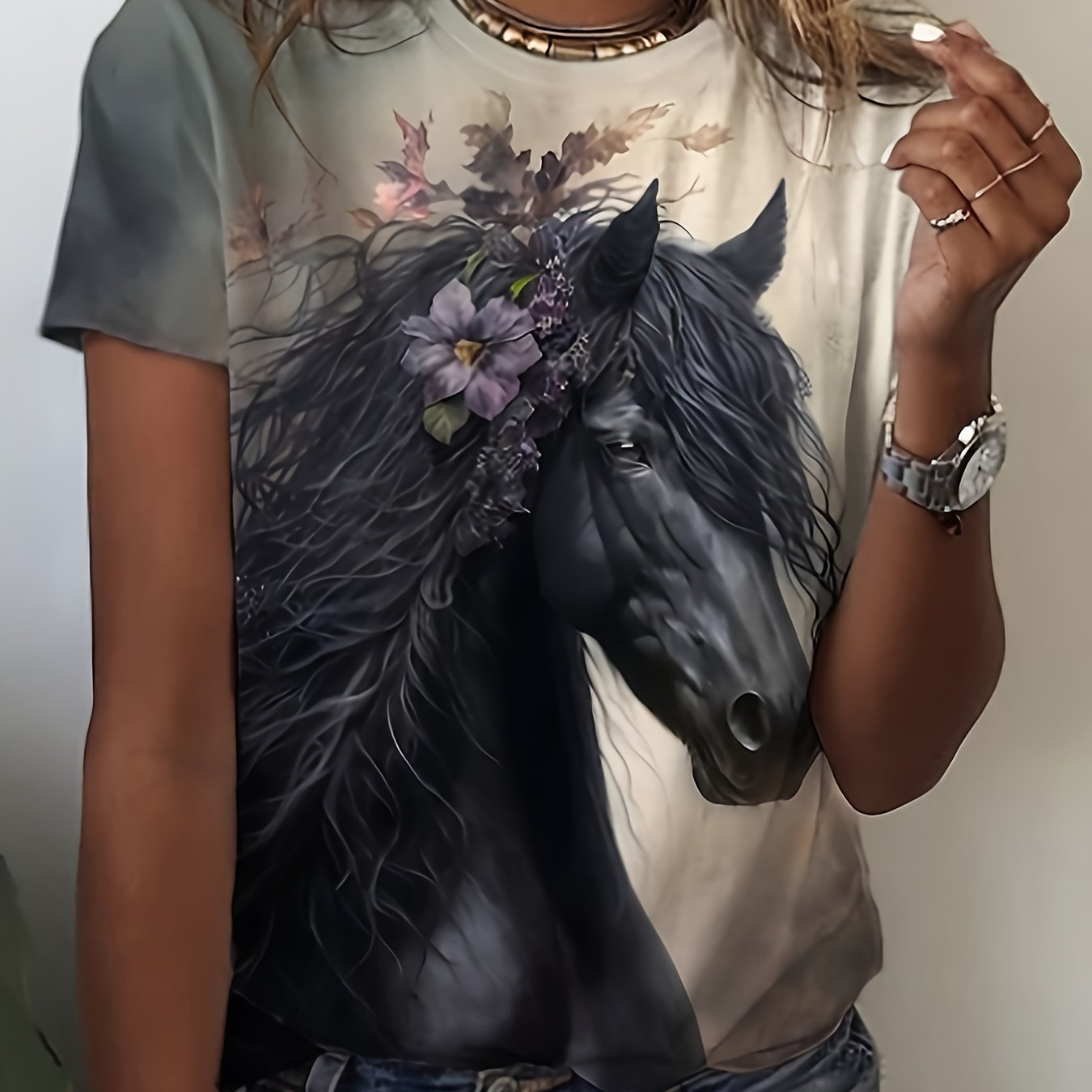 Vibrant Horse Print Short Sleeve Crew Neck T-shirt - Soft Micro Elasticity Polyester Fabric, Machine Washable, Random Animal Pattern - Perfect for Spring, Summer, and Fall Casual Wear