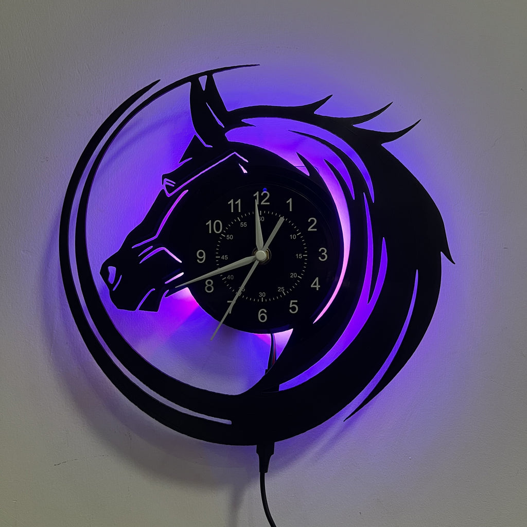 Luminous Vinyl Wall Clock Designed for Horse Enthusiasts, Perfect for Decorating Living Rooms And Bedrooms. an Ideal Gift for Birthdays And Christmas for Friends And Loved Ones. Note: Battery Not Included