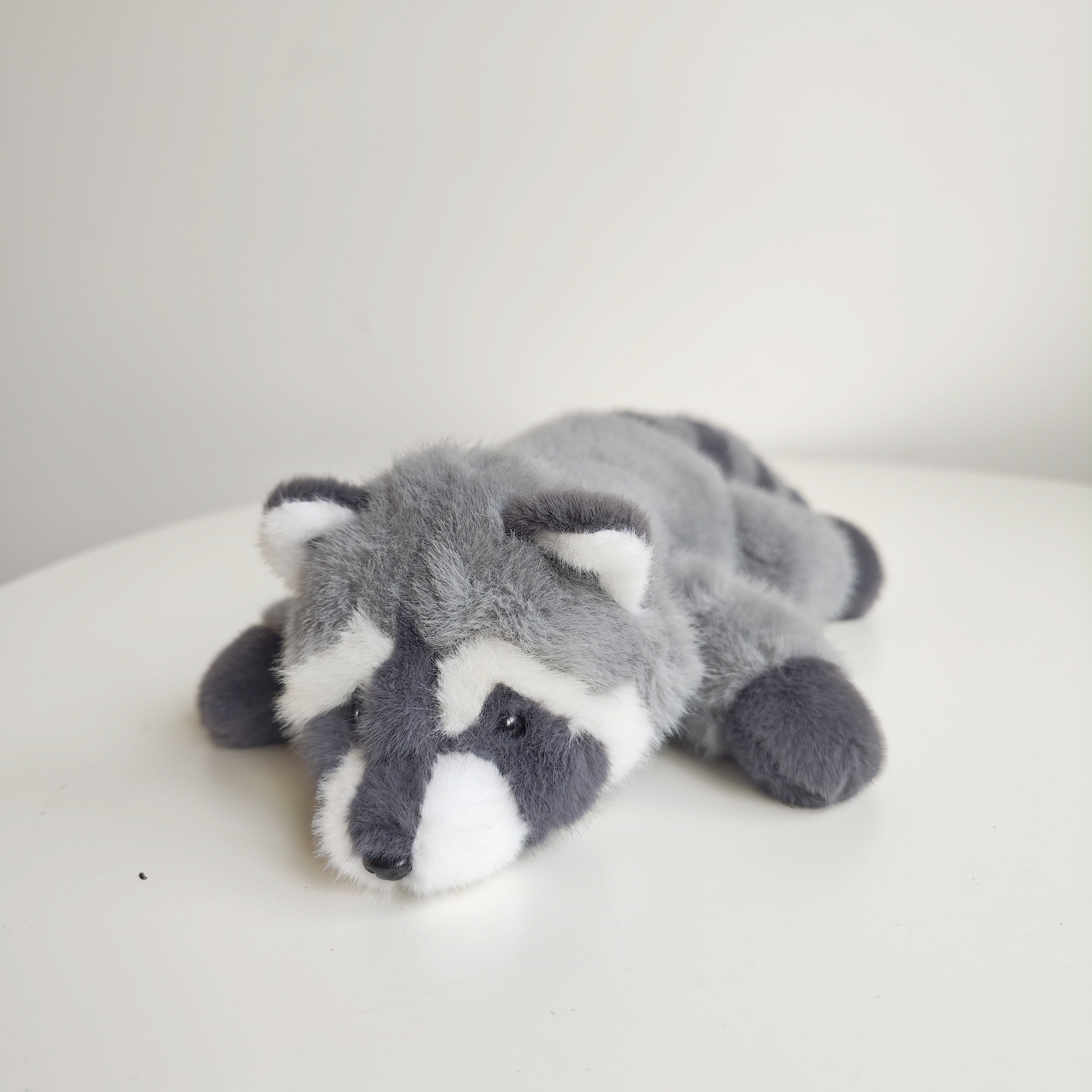 1pc Grey Raccoon Plush Doll, Soft Synthetic Stuffed Animal, Collectible Lesser Panda Plushie, Ideal for Wedding, Christmas, Halloween Decor, Room Decoration, Perfect Gift for Friends