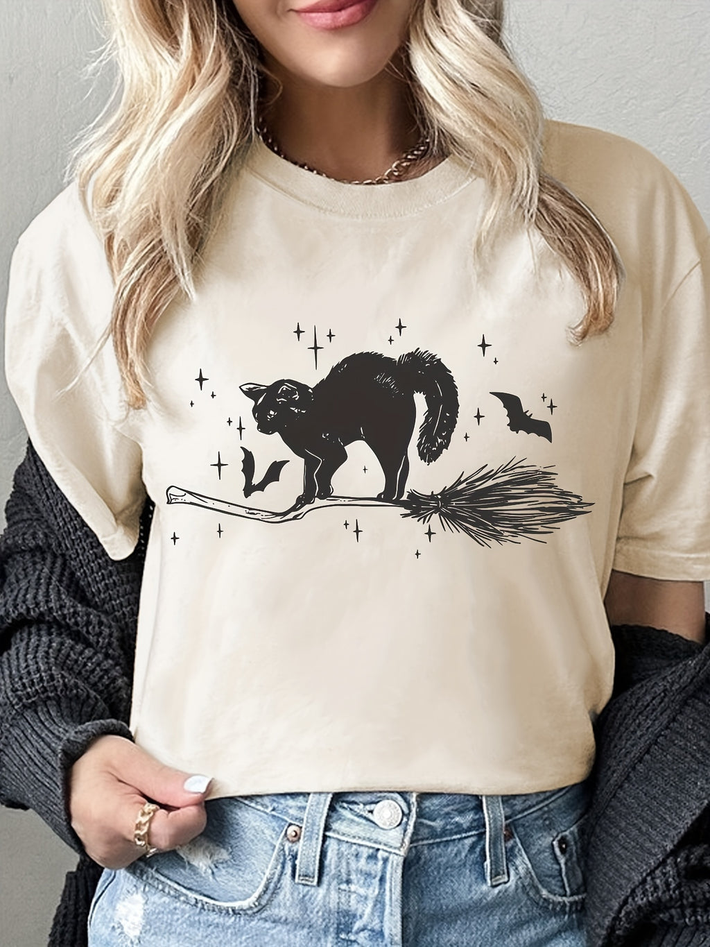 Women's Comfy Cotton Halloween Tee - Vintage Black Cat & Letter Design, Casual Round Neck T-Shirt, Machine Washable