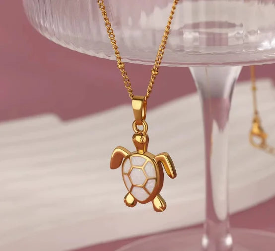European American Trendy Fashion New AliExpress Turtle Zircon Stainless Steel Gold Plated Necklace Women Versatile Chain