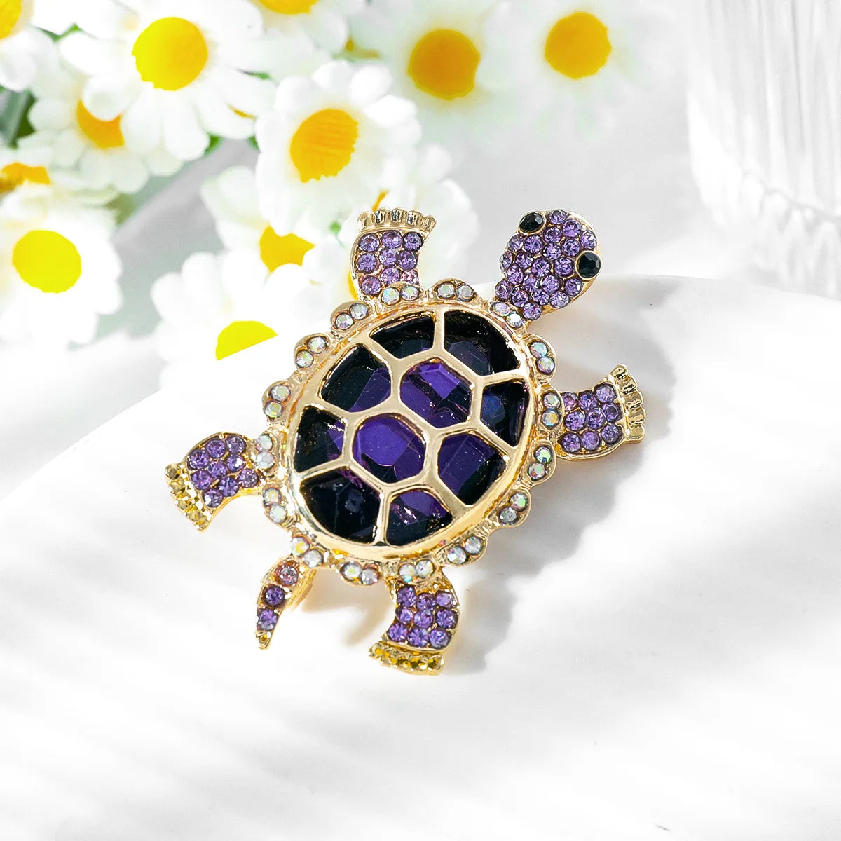 European and American Fashion Hot Selling Animal Turtle Brooch Cute Personality Clothing Coat Accessories Pin Corsage