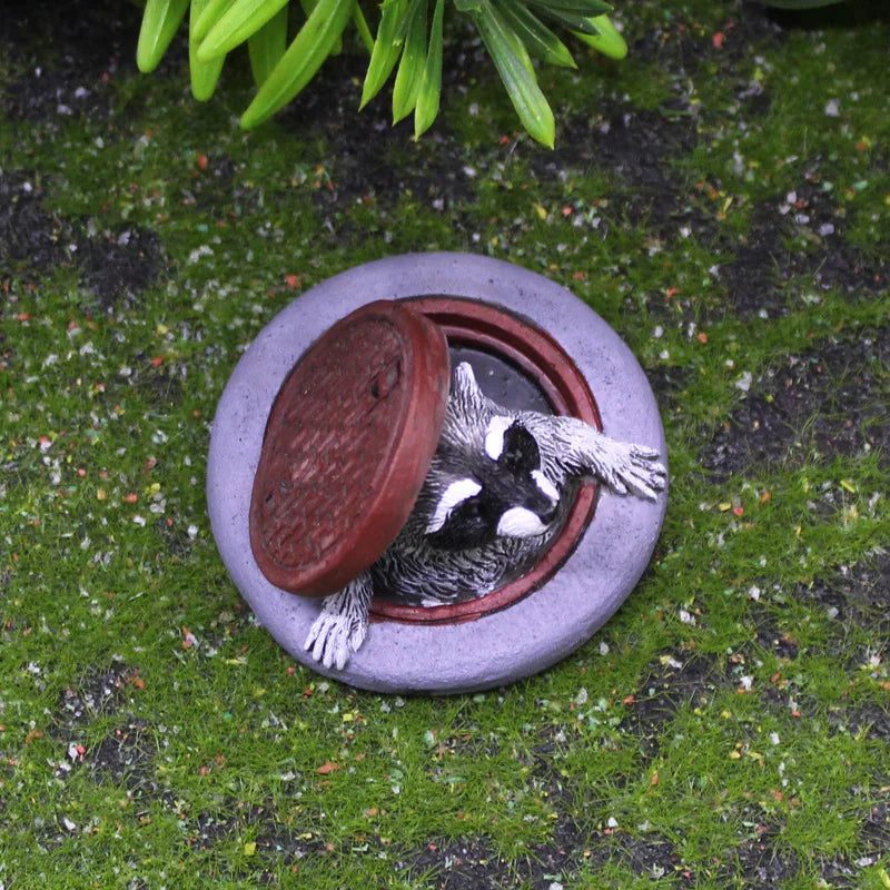 Spring Raccoon Ornaments Creative Garden & Courtyard Decor Simulated Animals Resin Tabletop Vase
