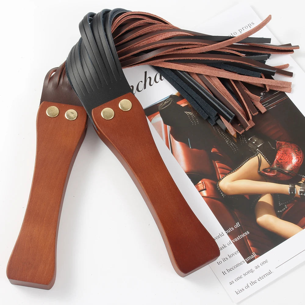 BDSM Fetish Bondage Wooden Handle Leather Spanking Paddle Flirt Flogger Slave Ass Slap Horse Whip