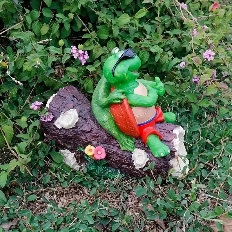 Weird Turtle and Frog Resin Fountain Combination-Hand-painted Cute Style Outdoor Garden Water Feature Display