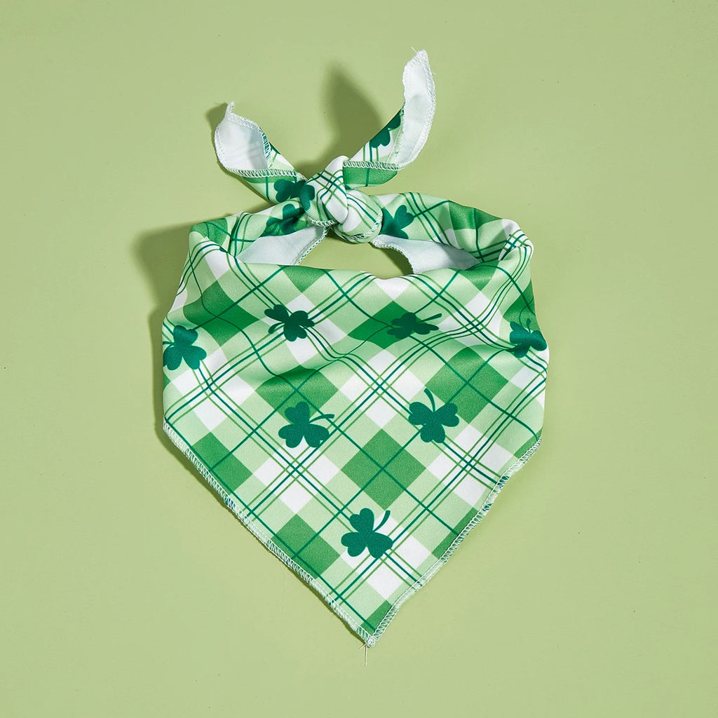 St Patricks Day Dog Cat Bandanas Small Medium Large Clovers Green Triangle Holiday Plaid Green Scarves for Small Medium Large Do