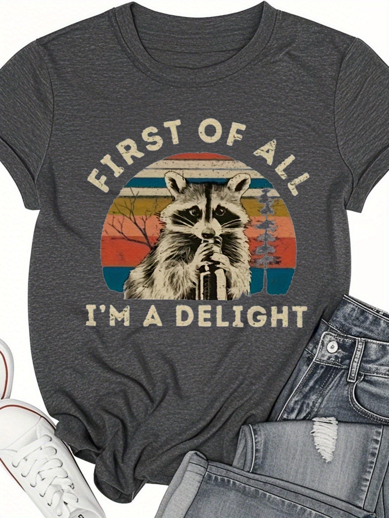 First of All, I'm a Delight" Raccoon Graphic T-Shirt - Lightweight Breathable Fabric, Casual Summer Short Sleeve Tee for Women - Perfect Gift for Friends & Family, Ideal for Casual Outings & Everyday Wear