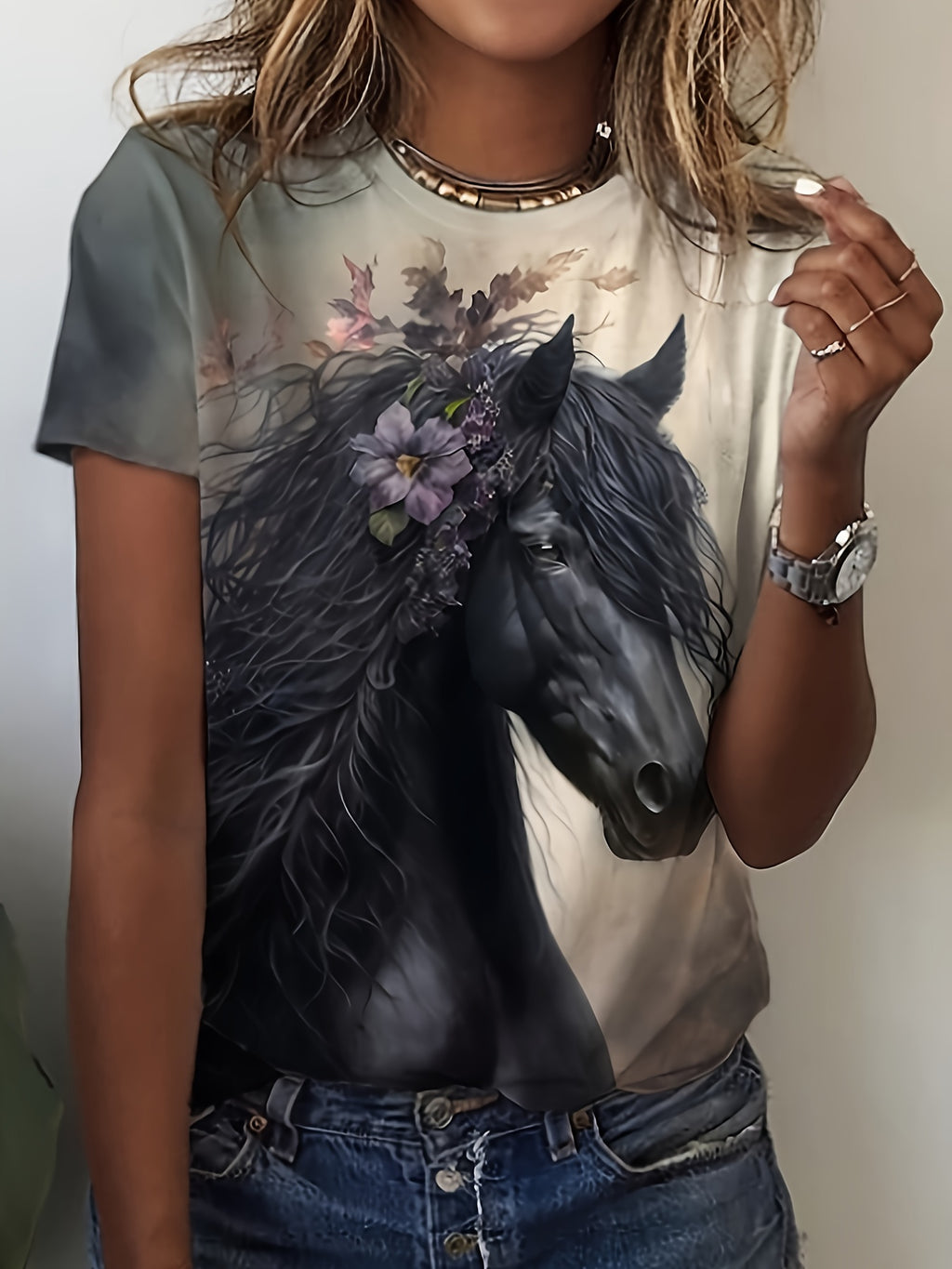 Vibrant Horse Print Short Sleeve Crew Neck T-shirt - Soft Micro Elasticity Polyester Fabric, Machine Washable, Random Animal Pattern - Perfect for Spring, Summer, and Fall Casual Wear