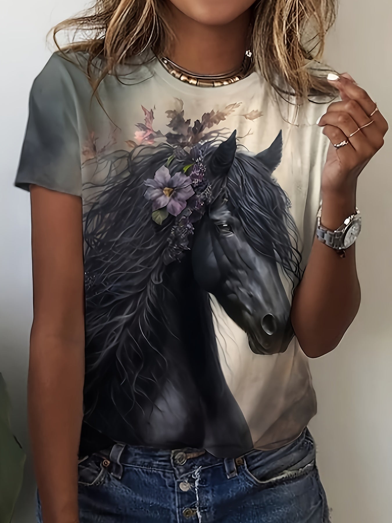 Vibrant Horse Print Short Sleeve Crew Neck T-shirt - Soft Micro Elasticity Polyester Fabric, Machine Washable, Random Animal Pattern - Perfect for Spring, Summer, and Fall Casual Wear